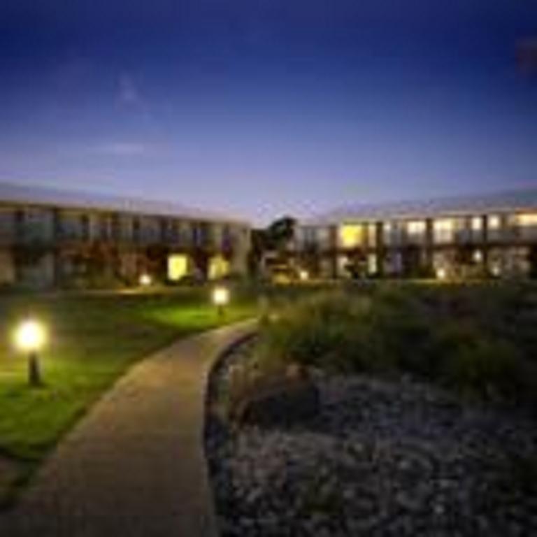 Quest Williamstown North Aparthotel Exterior foto